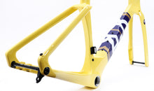 Load image into Gallery viewer, tt