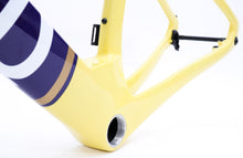 Load image into Gallery viewer, tt