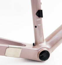 Load image into Gallery viewer, Ultima Carbon Disc Limited Graz