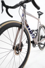 Load image into Gallery viewer, Ultima Graz Shimano Dura-Ace Di2 C50
